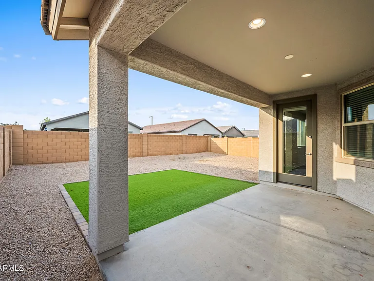 19568 W Rancho Dr — Photo 35