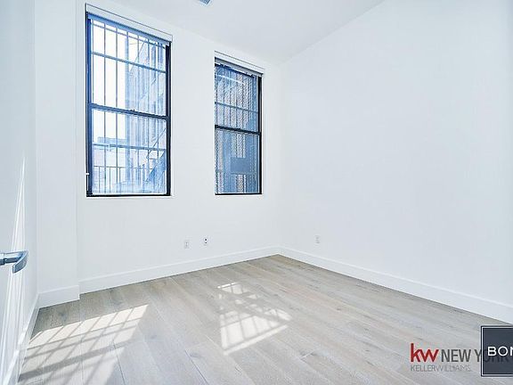 5th image of 271 W 125th St APT 410