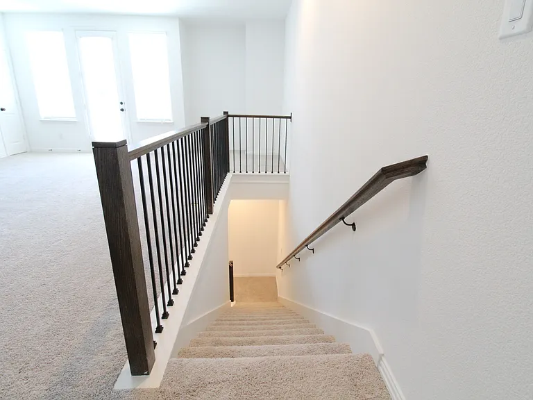 1227 Doris May Dr — Photo 33