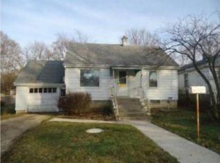 710 Cayuga St, Joliet, IL 60432
