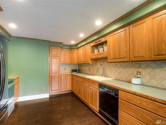 3rd image of 44513 SE 142nd St