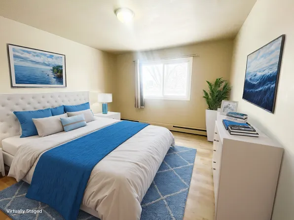 1544 Alexandra St, Regina, SK S4T 4N9