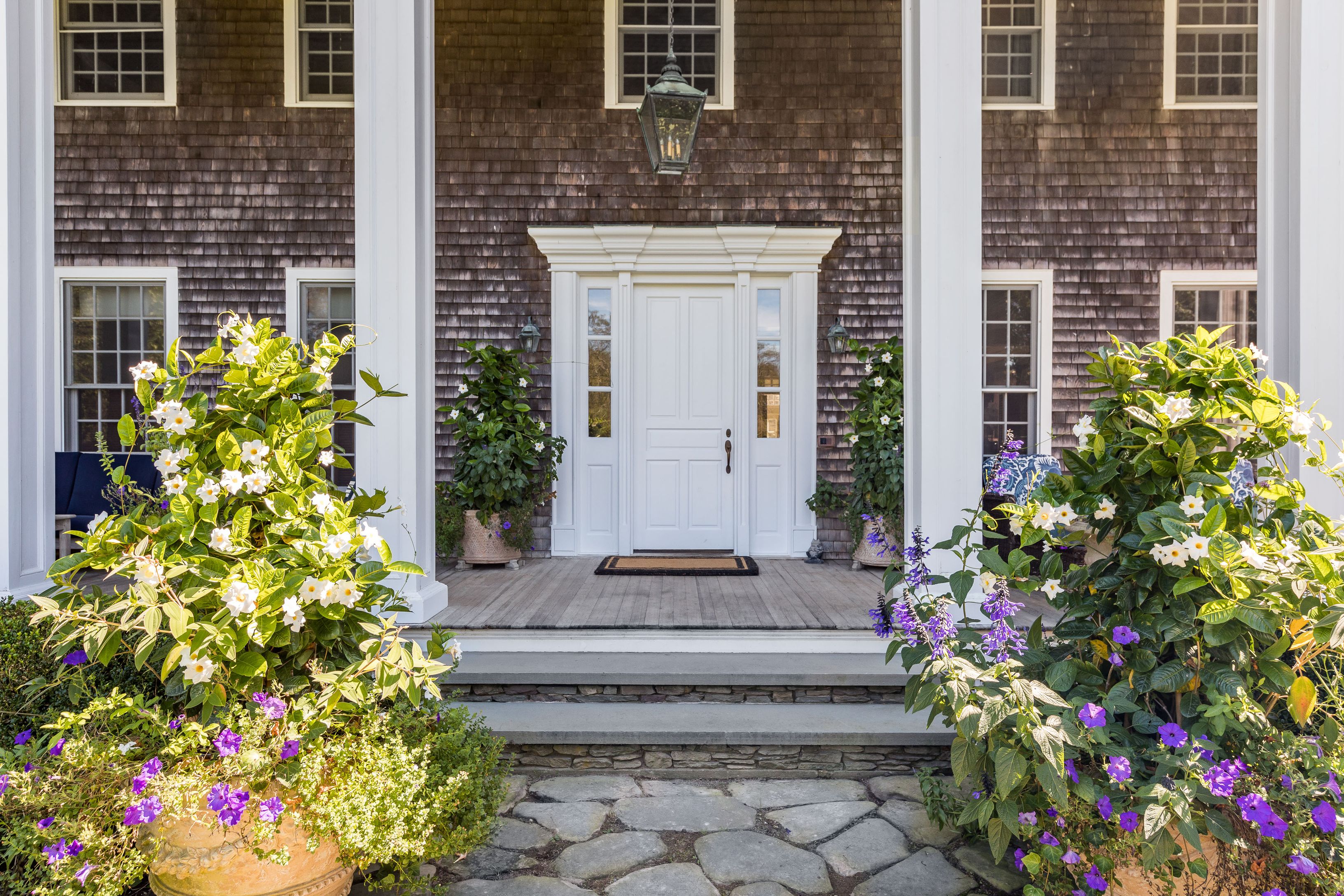 26 Wainscott Main St in Wainscott Out East