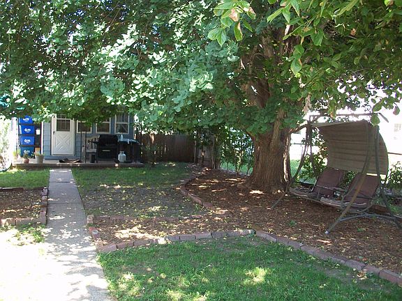 5th image of 2121 Clay St