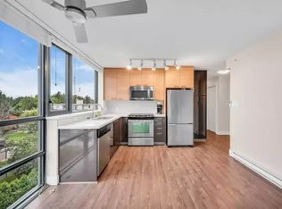 258 6th St, New Westminster, BC V3L0G6