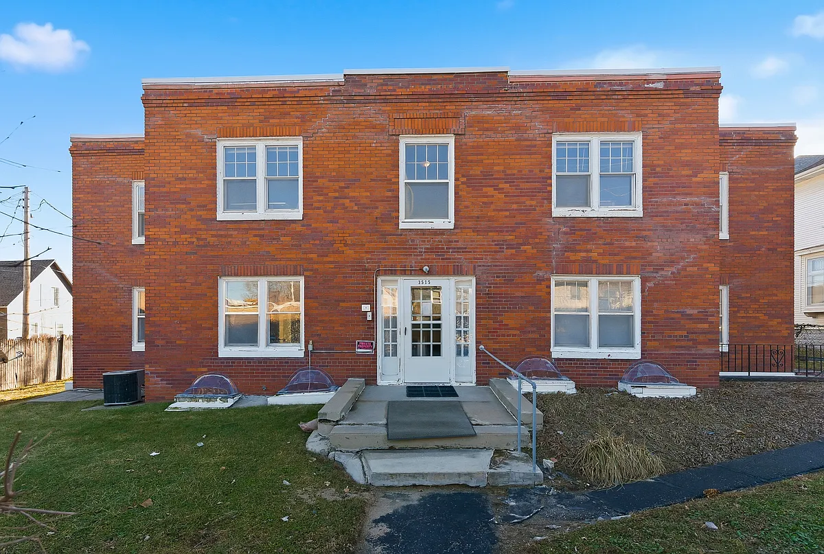 Building Photo - 3515 Leavenworth St #3