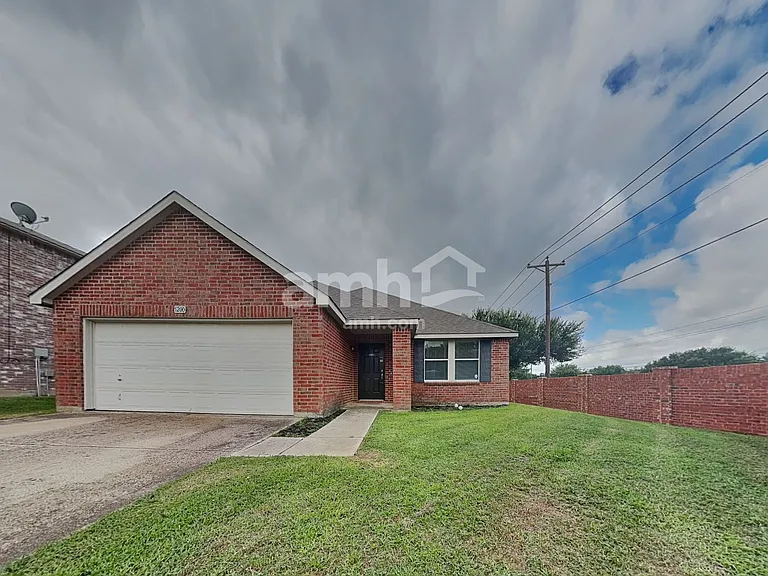 5200 Emmeryville Ln — Photo 1