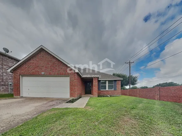 5200 Emmeryville Ln, Fort Worth, TX 76244
