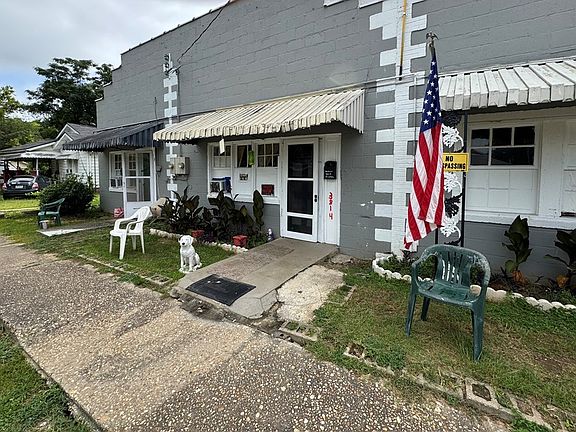 2nd image of 3812 Oates Ave