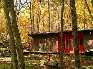 22 Maverick Ter, Hurley, NY 12498