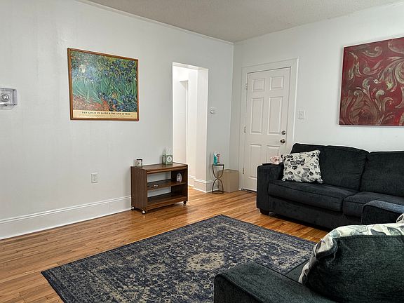 2nd image of 75 Oak St