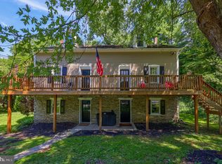 2261 Hollinger Rd, Lancaster, PA 17602