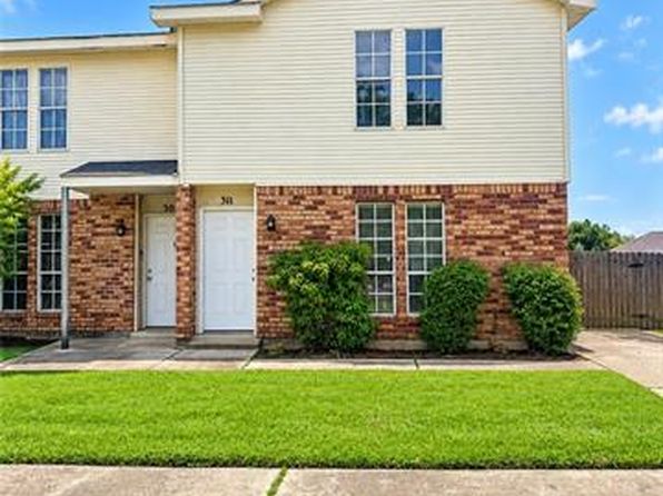 311 Meadows Dr