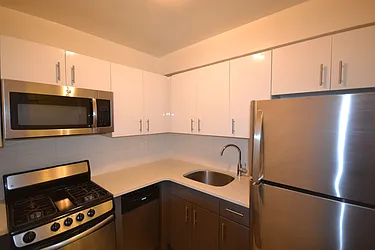 Rented by Silverstein Collection LLC 