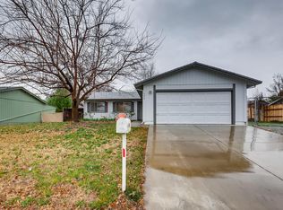 392 Rosewood Dr, Redding, CA 96003