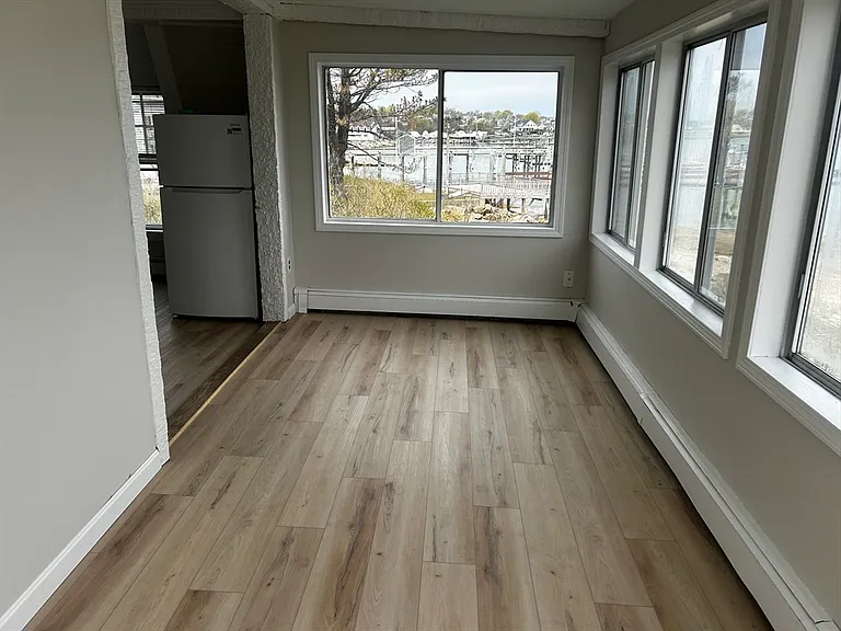8 Beaver Dam Rd #B — Photo 6