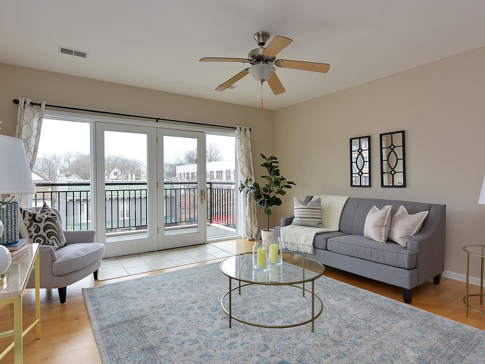 1st image of 1717 E Kensington Blvd APT 303