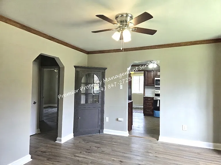 1425 Barclay Hill Rd — Photo 2