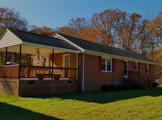 3567 Whitehall Rd, Sandy Hook, VA 23153