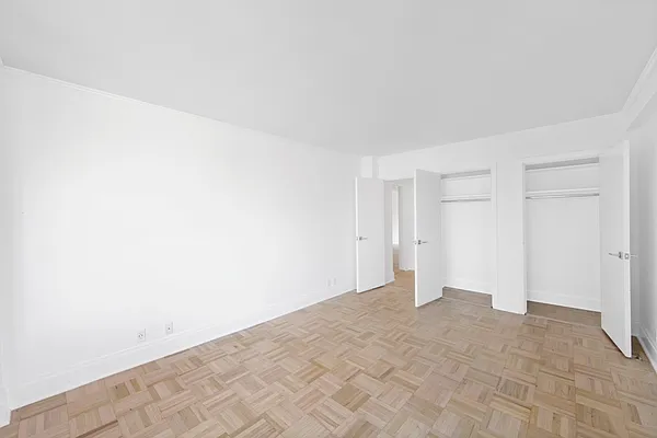 Rented by Stonehenge NYC LLC | media 14