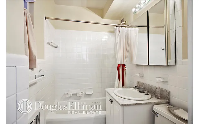 Sold by Douglas Elliman | media 29