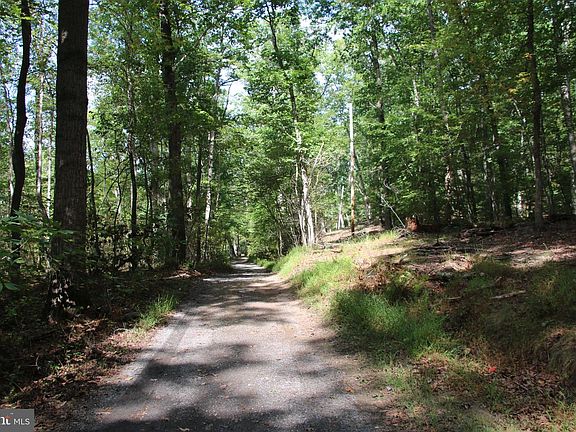2nd image of Hodges Ln