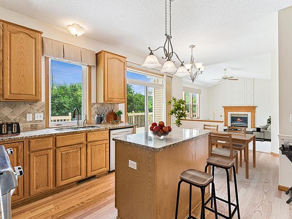 5th image of 13150 Elderberry Ct