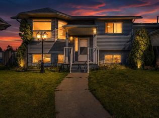 40 W Costa Mesa Pl NE, Calgary, AB T1Y 6W8