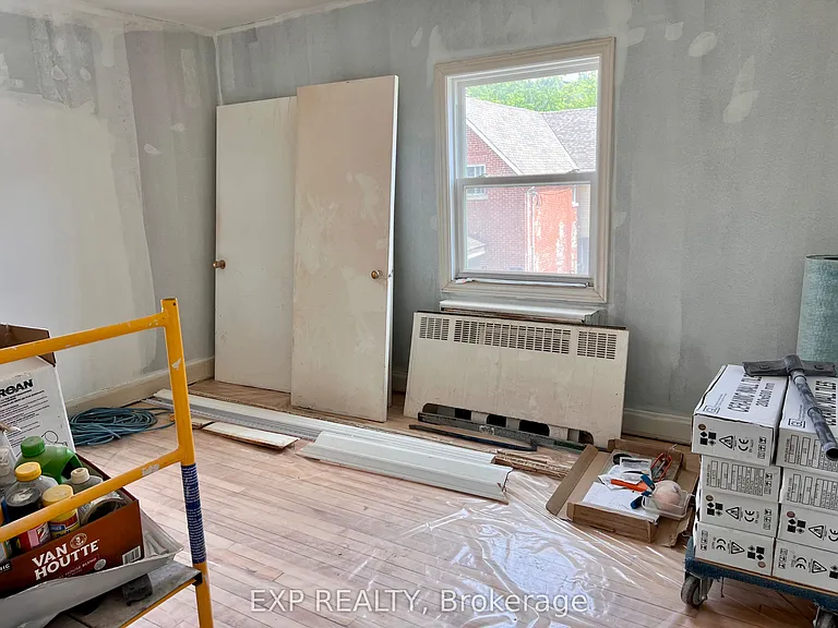 75 Holland Ave #5 — Photo 14