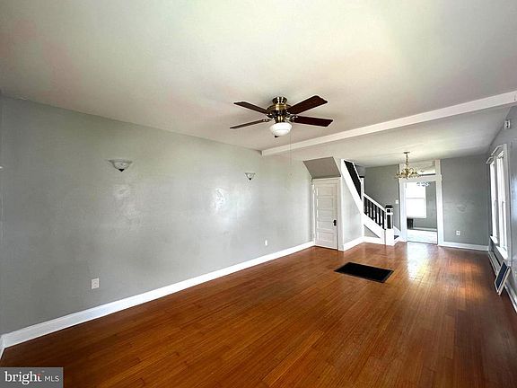 4th image of 517 Frederick St