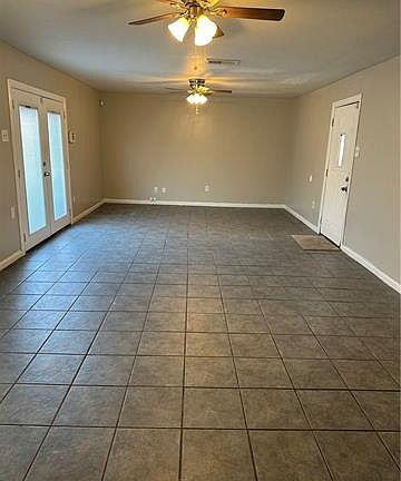5th image of 516 Phyllis Dr