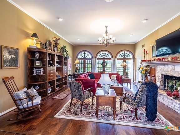 5th image of 36 Park Place Dr