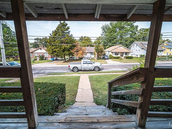 5th image of 2446 Charlack Ave