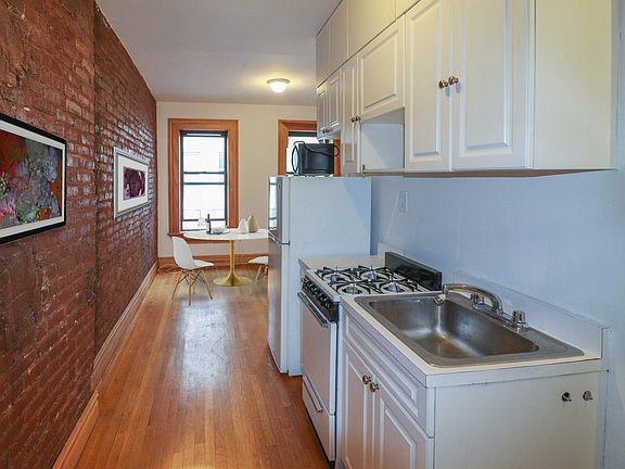 3rd image of 336 E 5th St #4WF