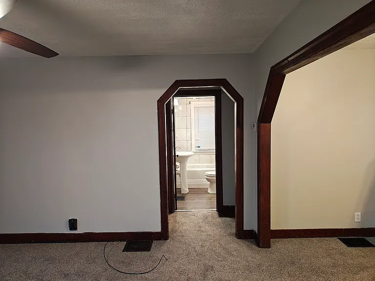 524 Crestmore Ave — Photo 15