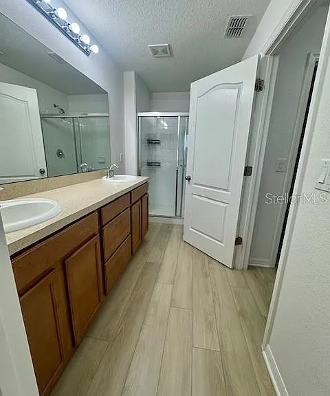1221 Priory Cir — Photo 9
