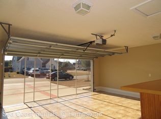 27 Preswick Dr, Rocky Point, NC 28457