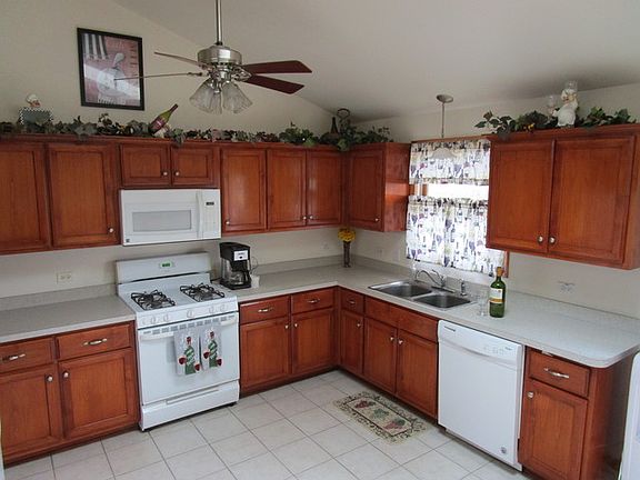 4th image of 125 Highpoint Dr
