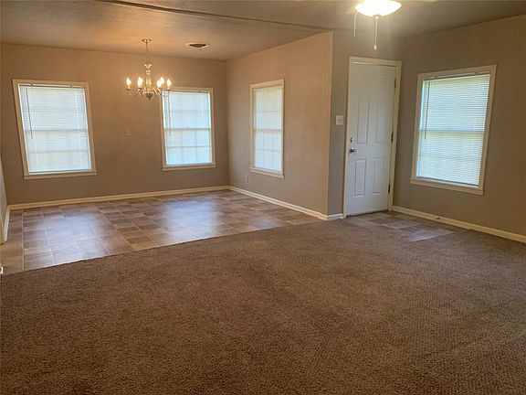 2nd image of 1407 N Avenue F
