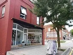 1 Forsyth St #103
