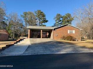 1406 Maplewood Dr, Macon, GA