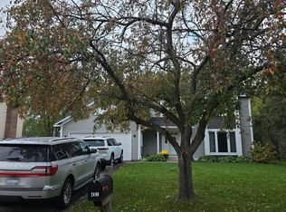 2498 Leyland Trl, Woodbury, MN 55125