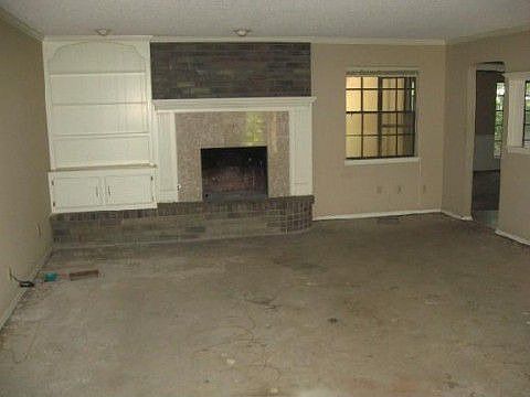 2nd image of 9919 Hummingbird Ln