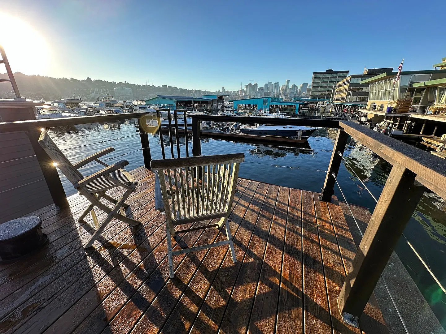 4733 Shilshole Ave NW — Photo 1