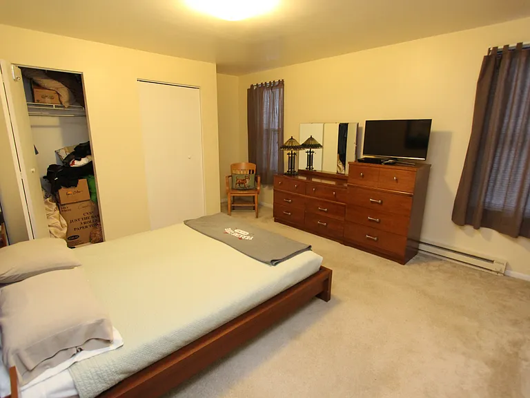2610 Quarry St — Photo 8