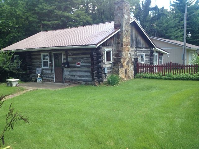 1st image of 428 Primrose Dr