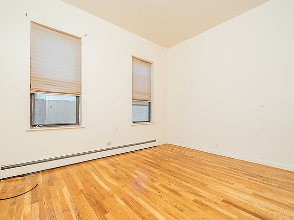 3rd image of 20 Morgan Ave #2A