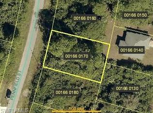 384 Pennfield St, Lehigh Acres, FL 33974