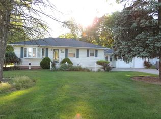 7803 20th Ave, Jenison, MI 49428