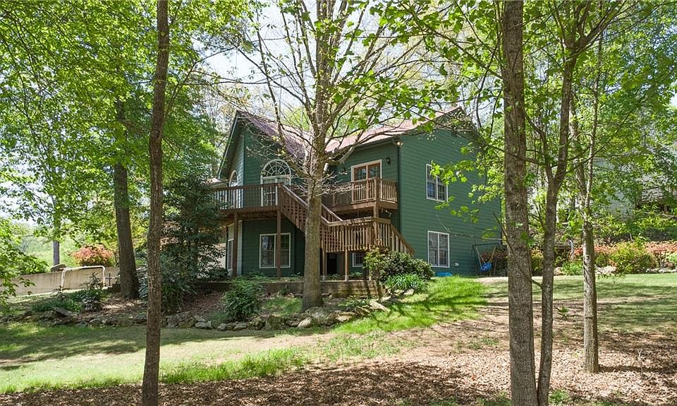 1st image of 425 Brookwood Dr W